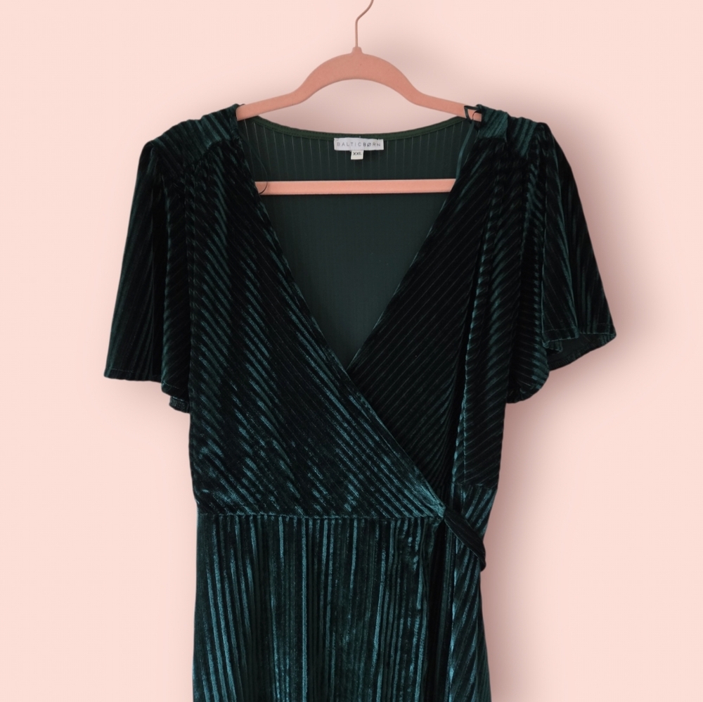 Baltic Born Emerald Green Wrap Maxi Dress - Picture 5 of 10